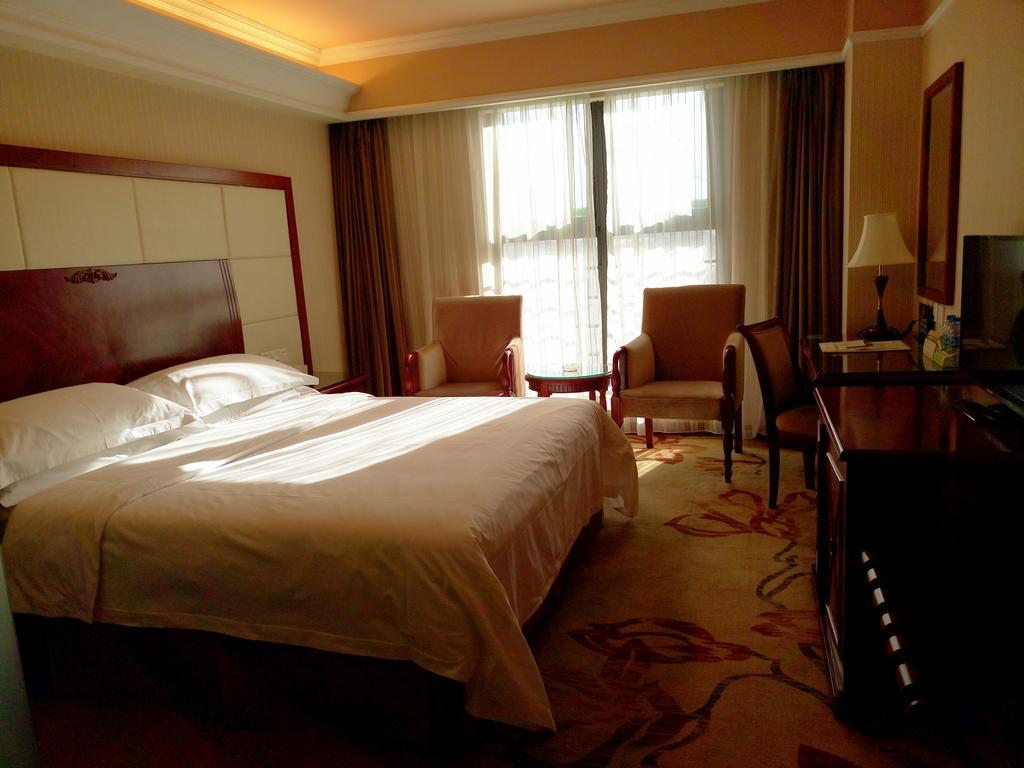 Vienna Hotel Peking Szoba fotó